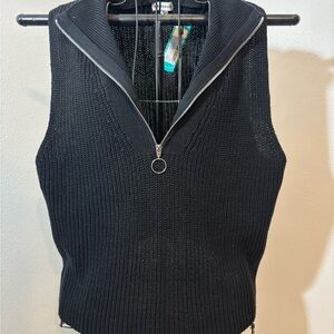 Vigoss Black Zip-Up Sweater Vest